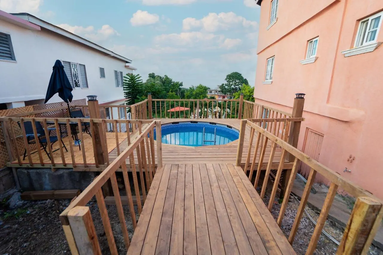 Belle Air Seaview- Entire Home Runaway Bay Villa
